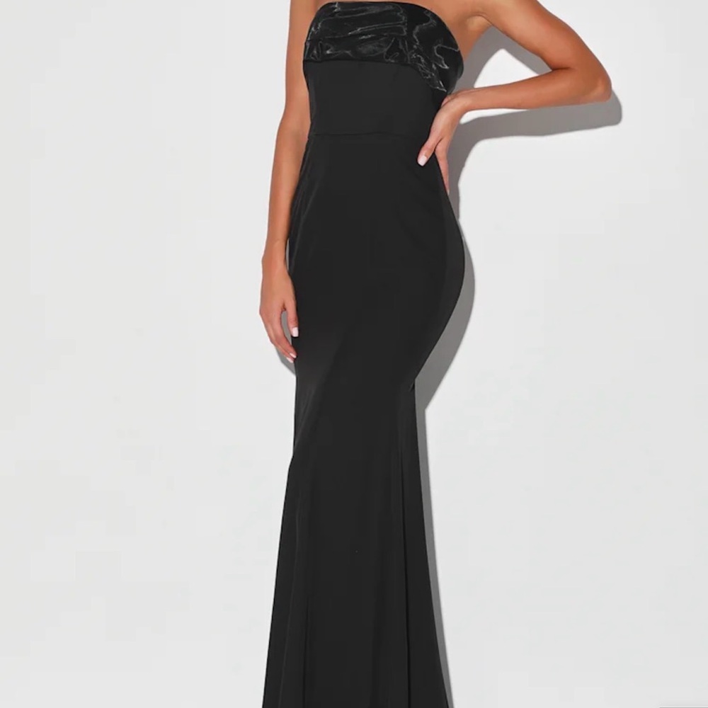 Lulu’s Black Strapless Mermaid Maxi Dress